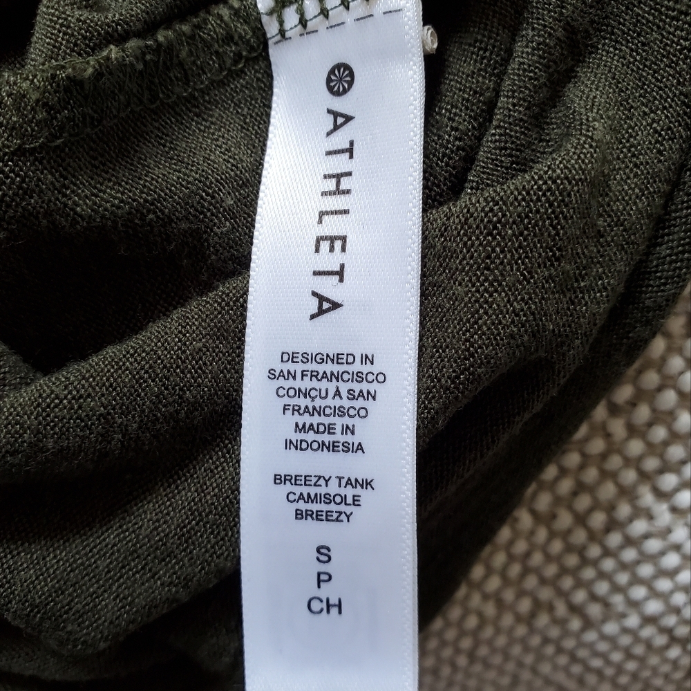 Athleta Sleeveless Top. Size S - Picture 4 of 5